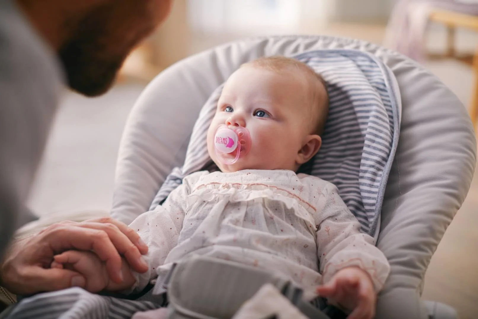 Пустышки ортодонтические Philips AVENT Ultra Soft Girl (0-6 мес.), 2 шт. foto