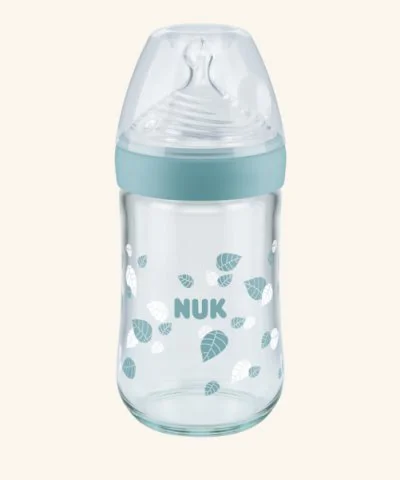 Biberon din sticla NUK Nature Sense cu tetina din silicon (0-6 luni), 240 ml