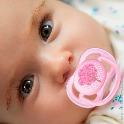 Suzete ortodontice din silicon Philips AVENT Ultra Air Girl in cutie (0-6 luni), 2 buc. foto