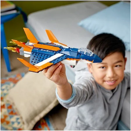 LEGO Creator 3 in 1 Supersonic Jet foto