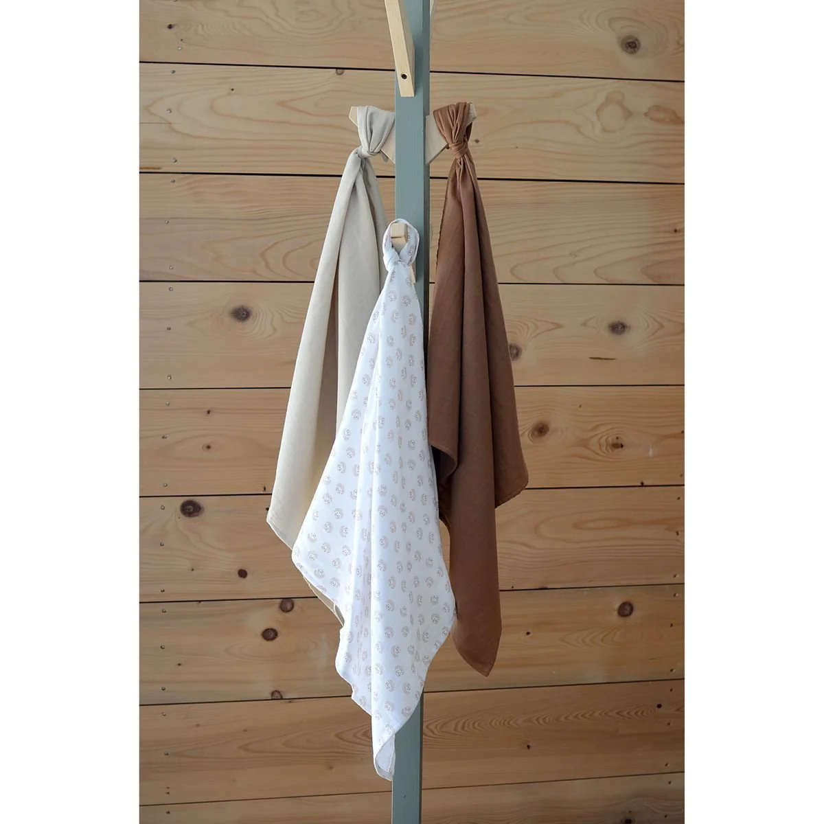 Set Muselina Beaba Herisson Marron din bumbac organic, 3 buc.