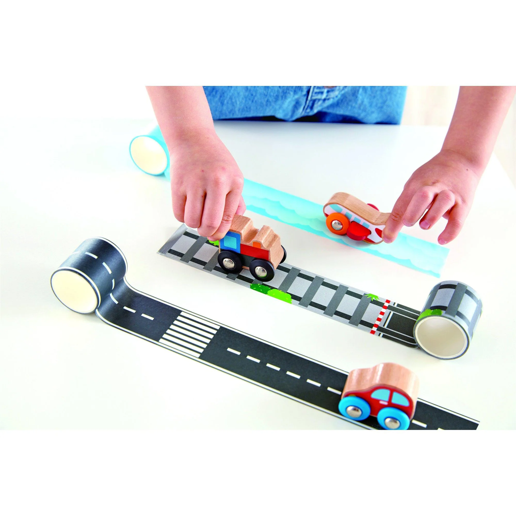 Jucarie din lemn Hape Tape&Roll Car foto