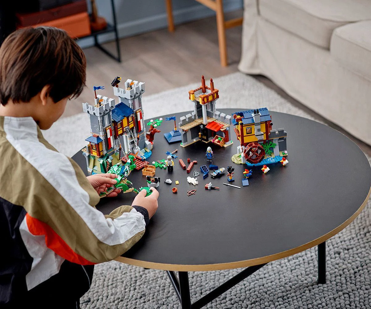 LEGO Creator 3 in 1 Medieval Castle