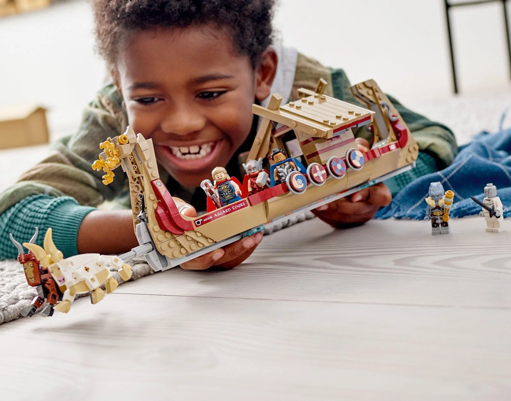 LEGO Marvel The Goat Boat foto