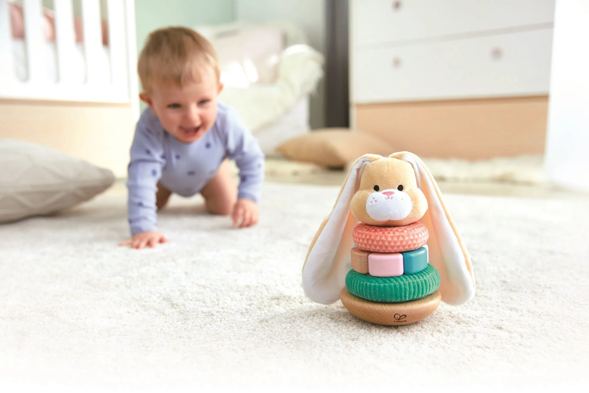 Деревянная игрушка Hape Башня Кролик foto