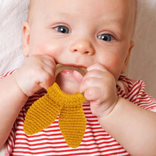 Хлопковая игрушка для прорезывания зубов с деревянным кольцом BabyJem Yellow