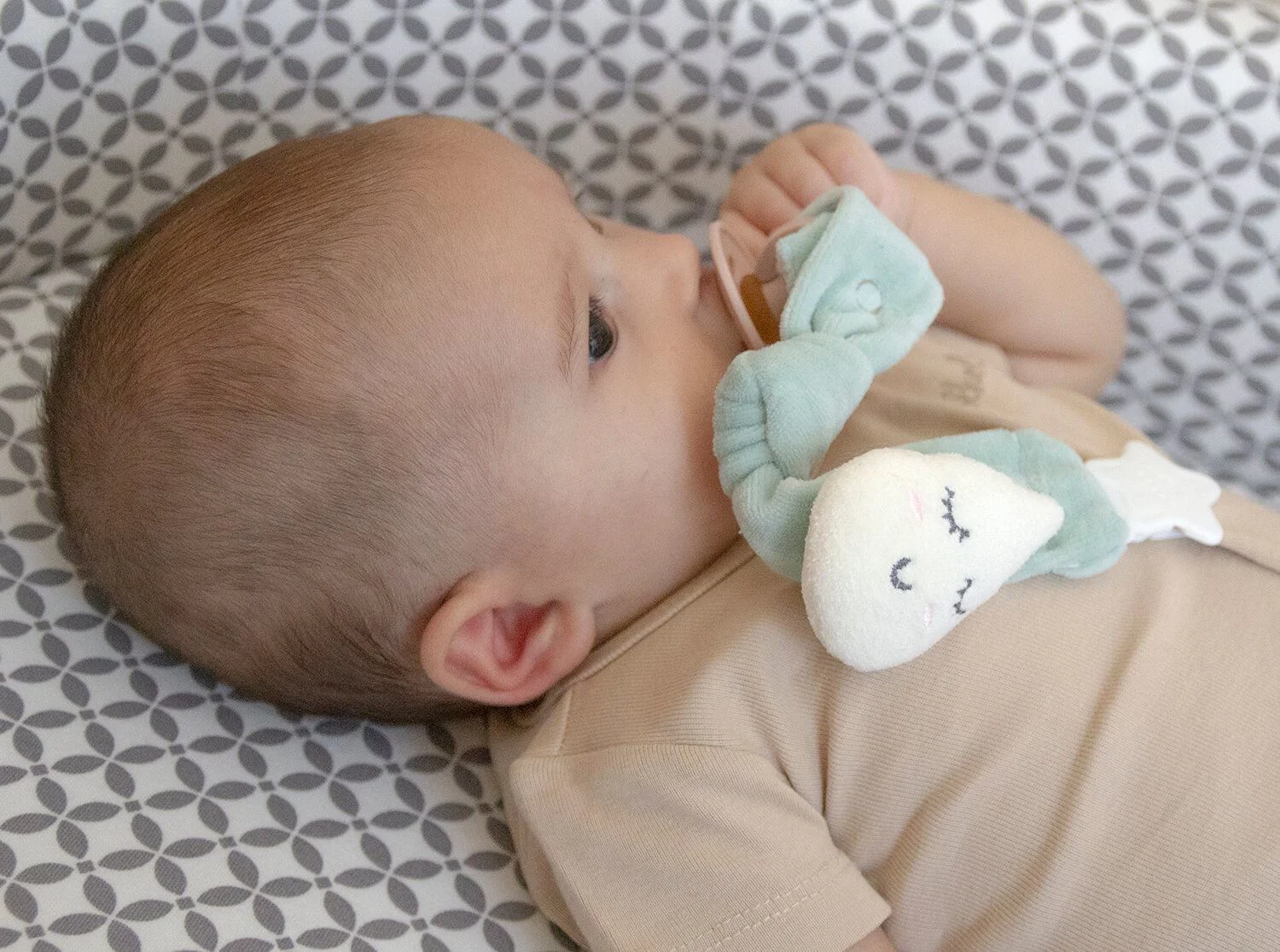 Цепочка для пустышки из ткани BabyJem Mint foto