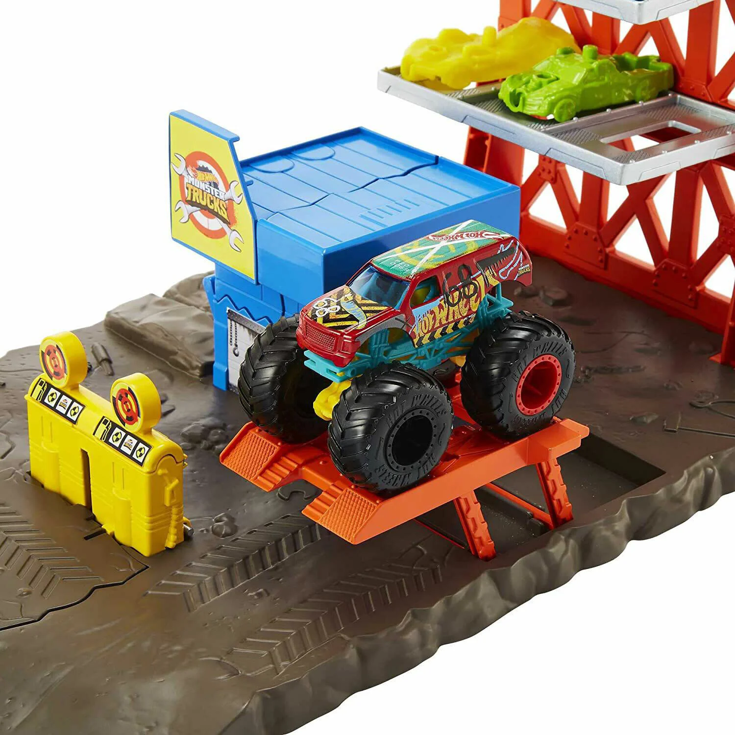 Игровой набор Hot Wheels Monster Trucks Взрывная станция