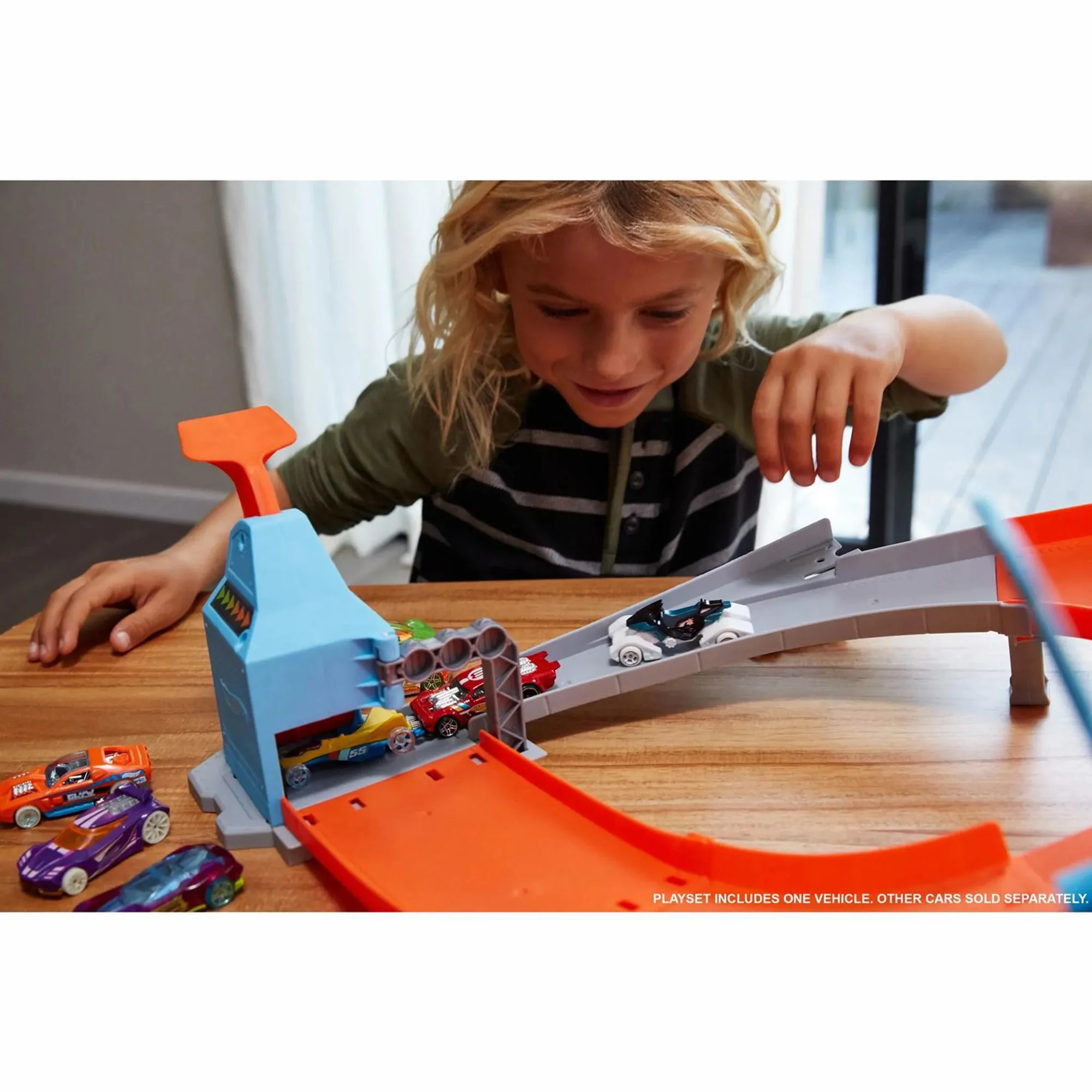 Set de joc Hot Wheels Campionul Cascadoriilor foto