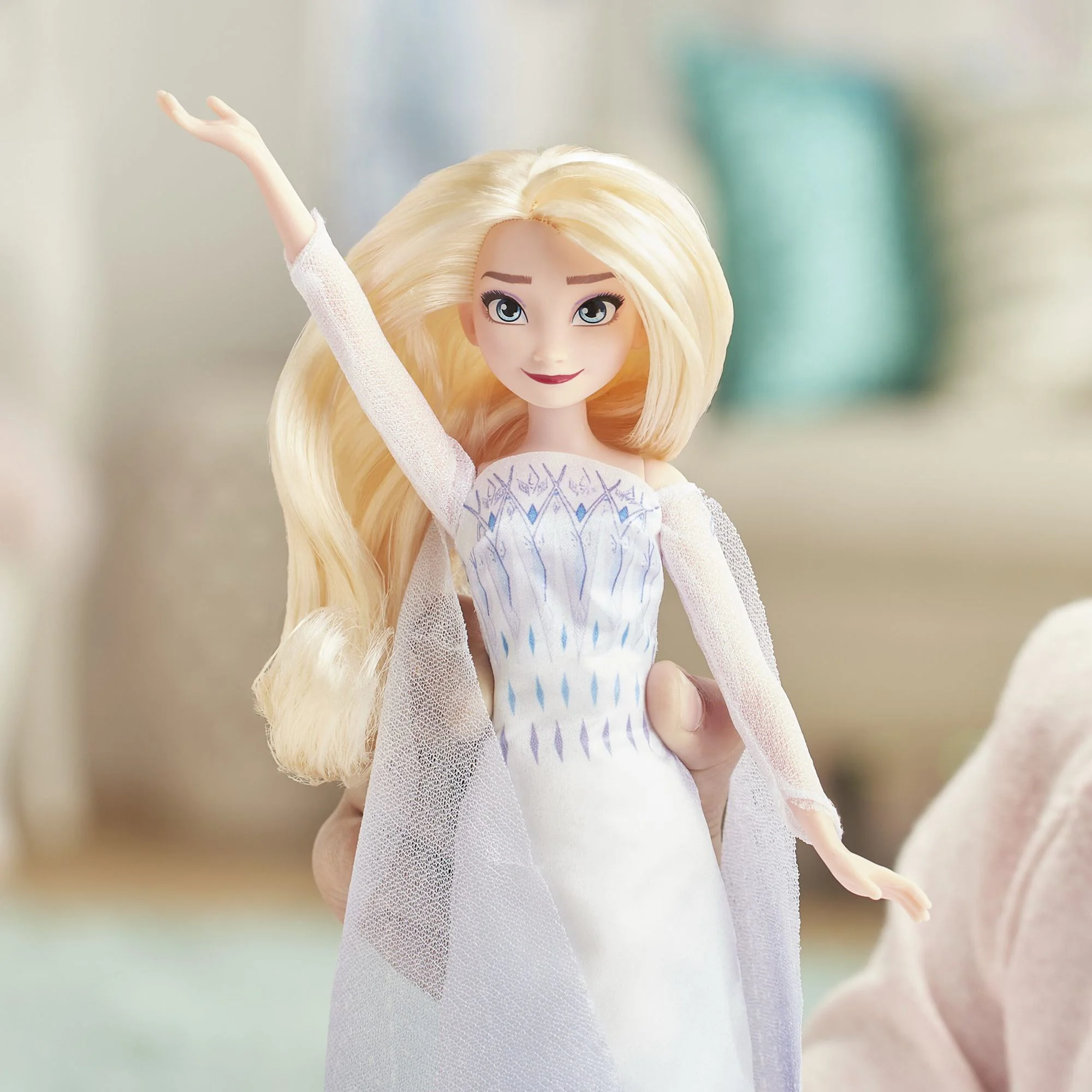 Papusa Hasbro Elsa Frozen 2, Aventura muzicala