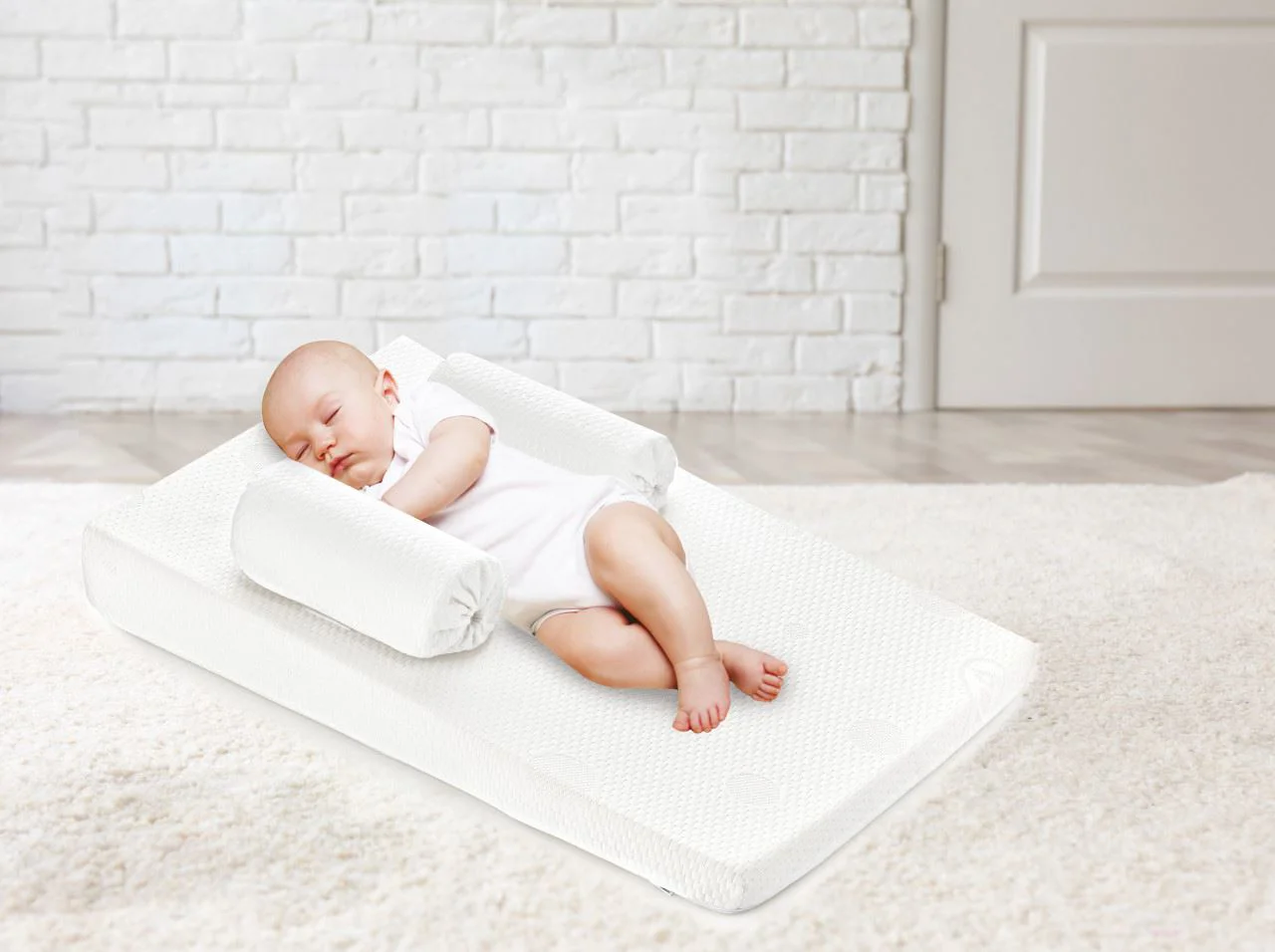 Позиционер BabyJem Baby Eco Reflux White foto