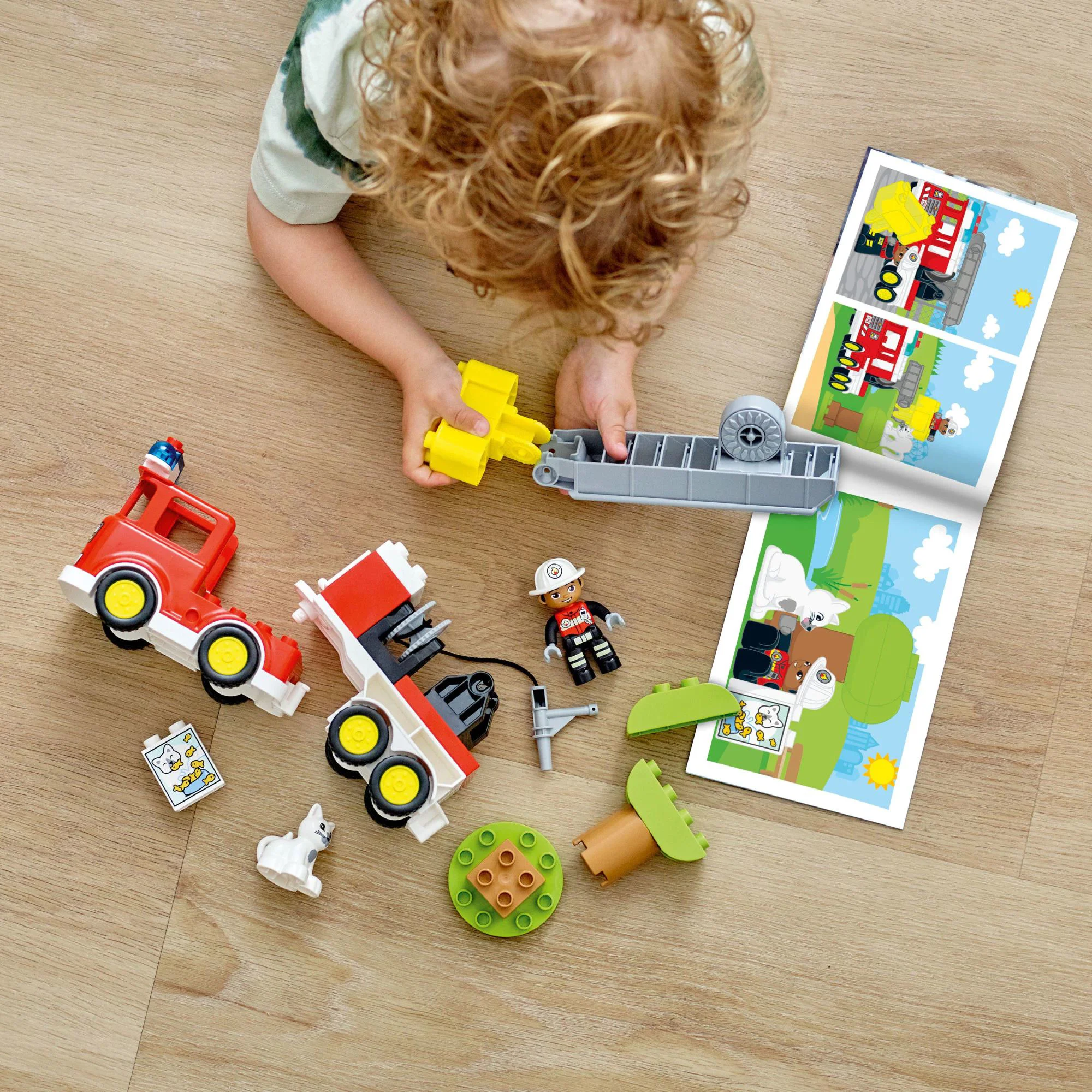 Set de constructie Lego Duplo Fire Truck foto