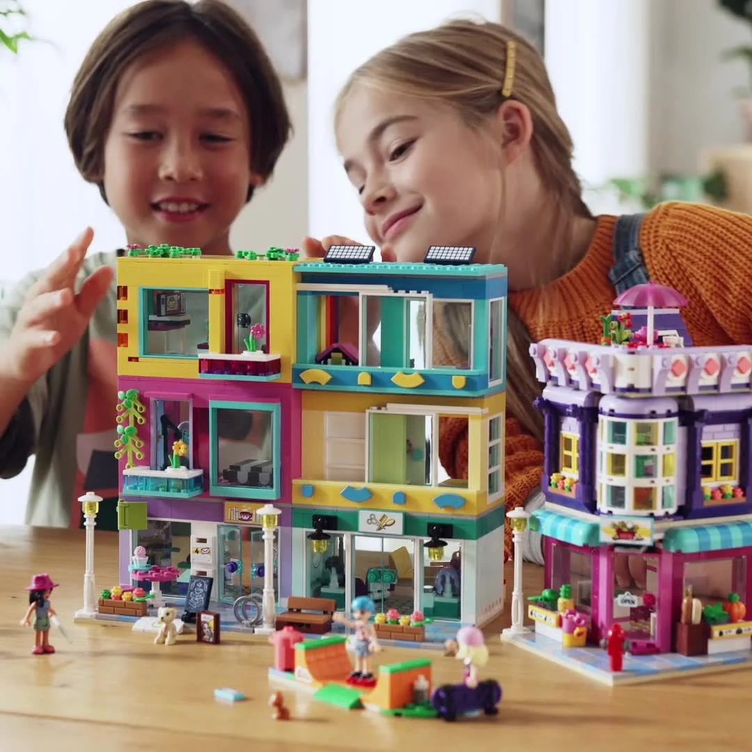 Lego Friends Main Street Building foto