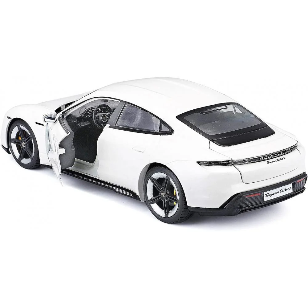 Машина Bburago Porsche Taycan Turbo S (1:24)