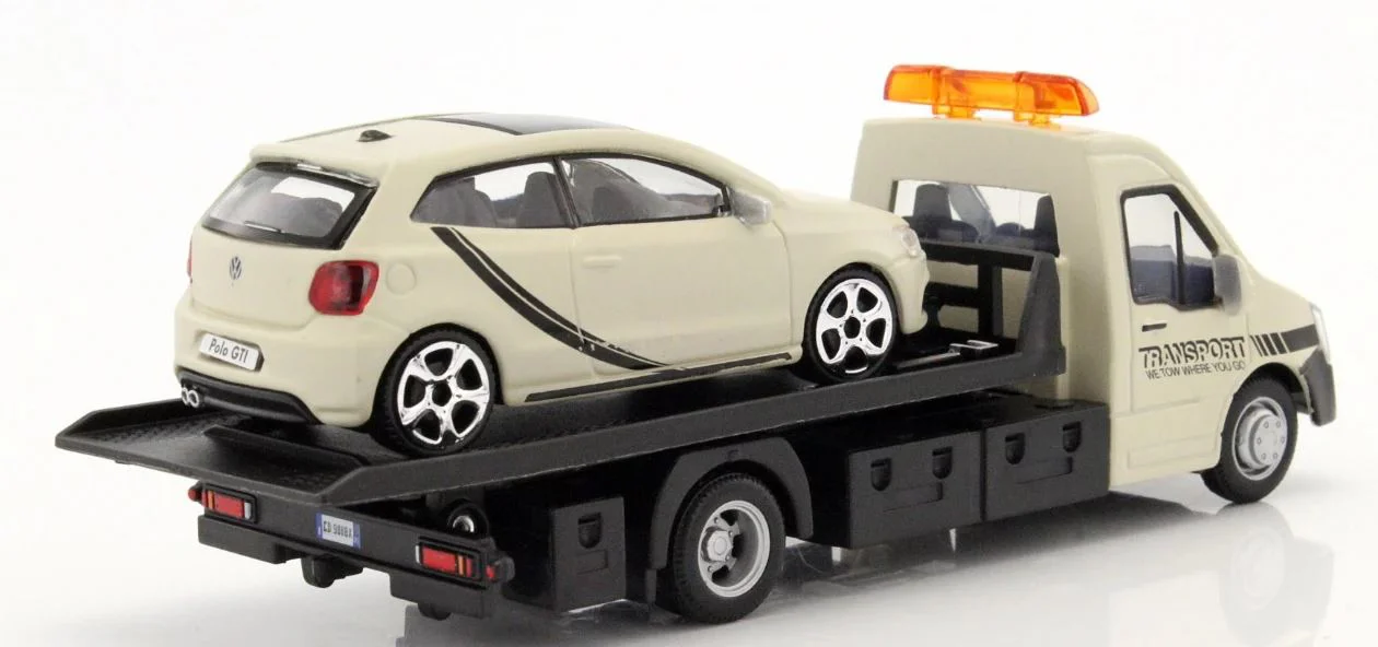 Игровой набор Bburago Автоперевозчик с автомоделью VW Polo GTI Mark 5 foto