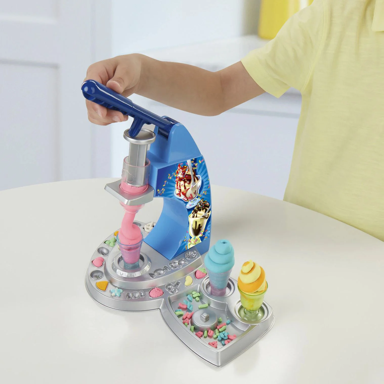Игровой набор Play-Doh Kitchen Creations Мороженое с глазурью foto