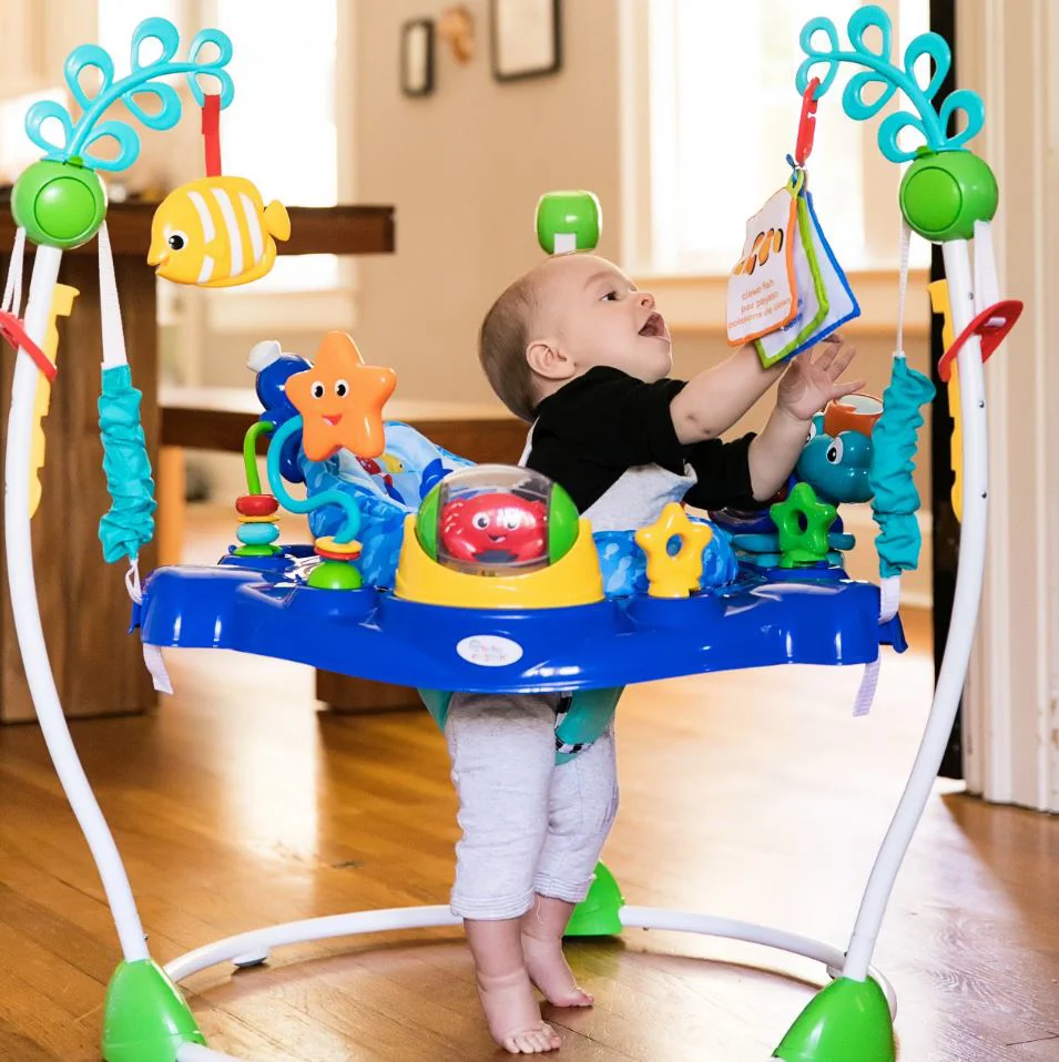 Детский игровой центр Baby Einstein Neptune's Ocean Discovery Jumper