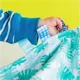 Веселое одеяло Bright Starts Little Taggies с тропическим рисунком