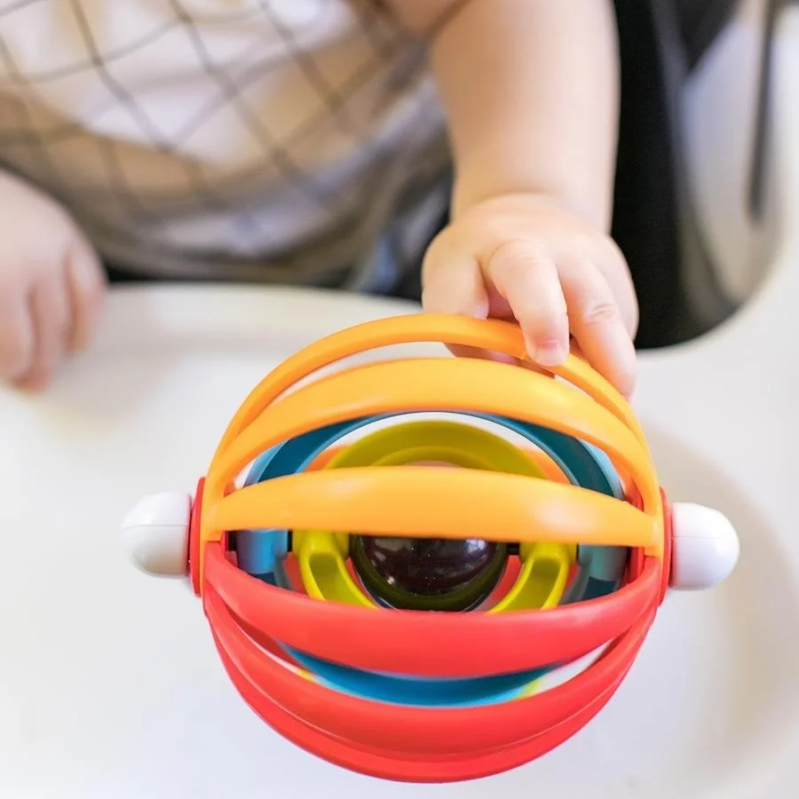 Jucarie rotativa Baby Einstein colorata