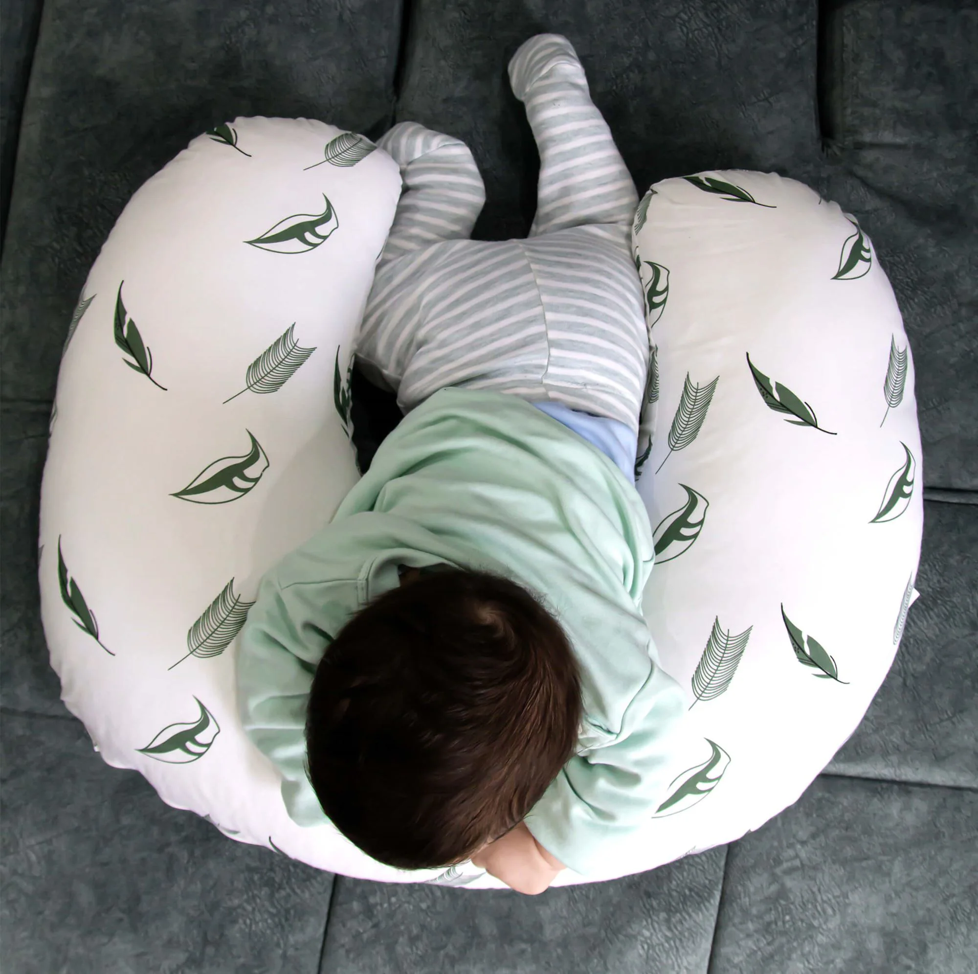 Perna pentru alaptat 2 in 1 BabyJem Nursing Pillow Botanic Leaves
